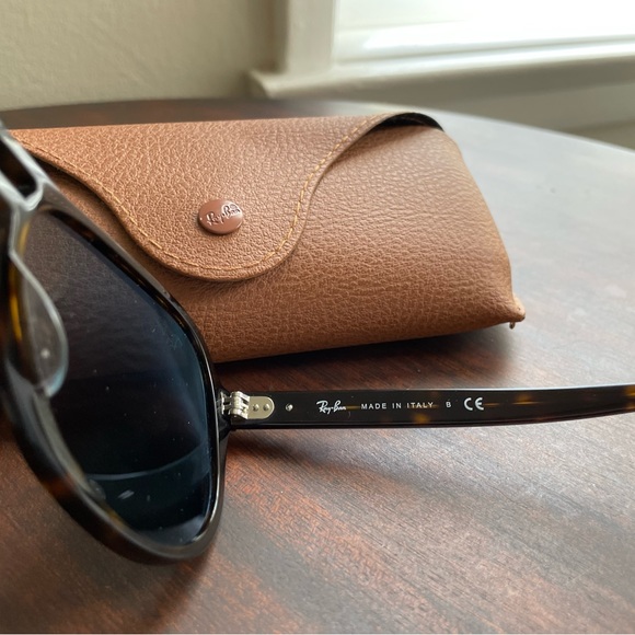 Ray-ban sunglasses - Picture 6 of 8